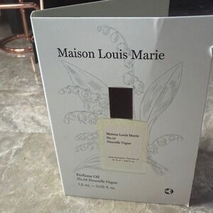 🌷5-$25🌷Maison Louis Marie No.13 Nouvelle Vague Perfume Oil - White & Cream